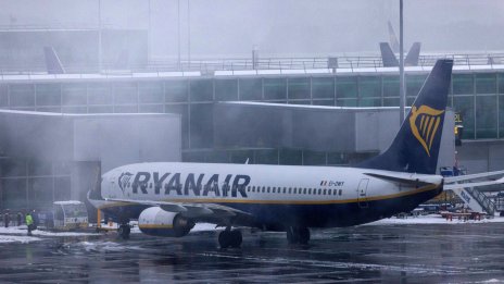 Международният въздушен трафик през 2022 г. расте до 68,5% от предпандемичните нива