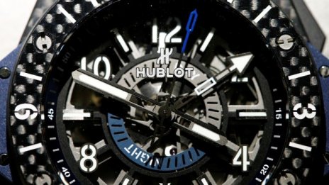 Производителите на швейцарски часовници очакват забавяне на бизнеса в Китай