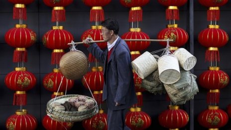 Бизнес активността в сектора на услугите в Китай се забавя през юни