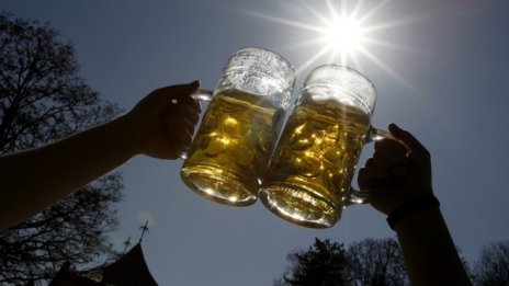 Български учени създават безглутенова бира