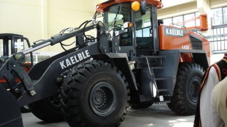 Откриха завод за производство на багери и челни товарачи в Пловдив