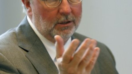 Денис Гартман бяга от фондовия пазар