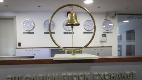 Индексите на БФБ обърнаха тренда от началото на седмицата и отчетоха ръст