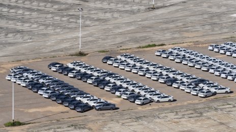 Кризата с електромобилите предизвиква призиви за разделяне на автомобилния Франкенщайн