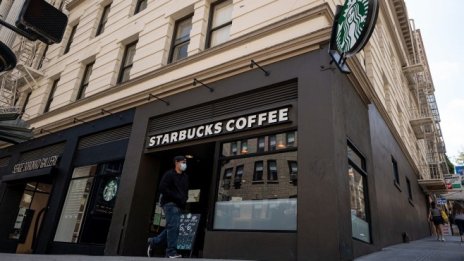 Starbucks се обединява с Amazon Go в първото кафене без касиери