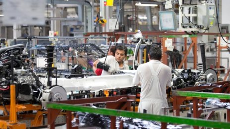 VW спира временно част от производството в Мексико заради недостиг на газ