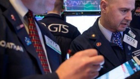 Dow Jones прекъсна петдневната си серия на спадове
