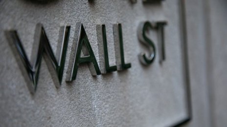 Индексите на Wall Street се възстановяват след губещата сесия*