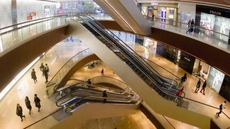 Възходът на онлайн продажбите и смъртта на моловете в Китай