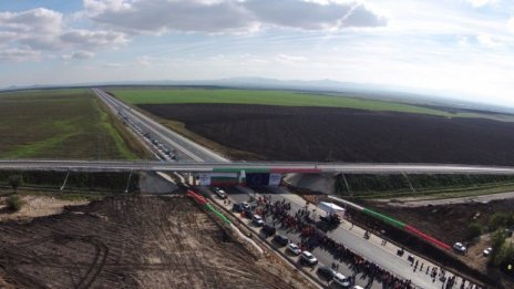 Поправят участък от магистрала "Марица" година след откриването му