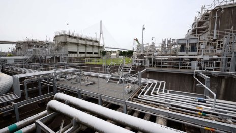 Новите проекти за LNG ще донесат на Катар енергийно господство. И много пари