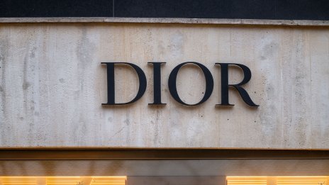 Печалбата на LVMH за първото полугодие се свива с 14%