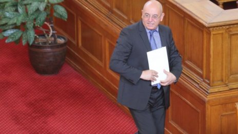 Емил Димитров: Вече има стратегическа карта за шума на летище София