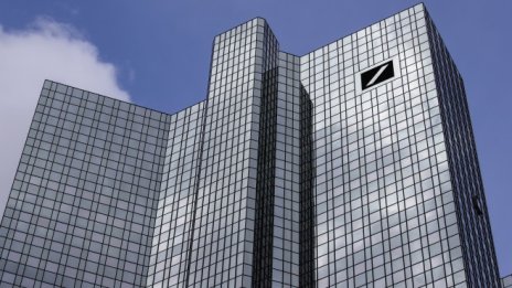 Deutsche Bank с интерес към части от Wirecard 