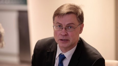 Домбровскис: Бюджетните правила на ЕС ще се върнат след кризата