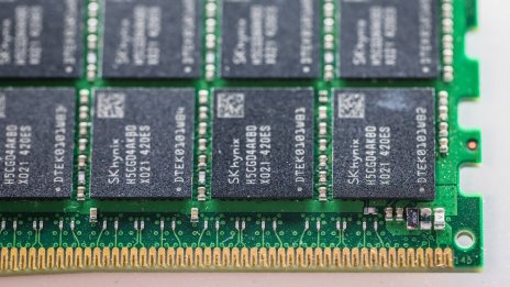 SK Hynix обмисля потенциално листване за 10 млрд. долара в САЩ