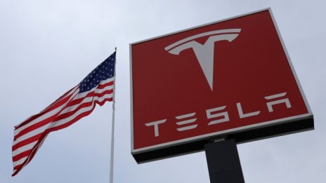 Проблемите на Tesla със закона се задълбочават