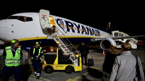 Британските власти заплашват Ryanair със санкции