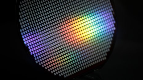 В последните си седмици на власт Байдън не спира с действията срещу китайския пазар на чипове