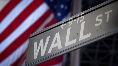 Плаха борсова търговия на Wall Street часове преди решението на Фед*