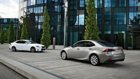 Единствено хибридите на Toyota спестявали пари