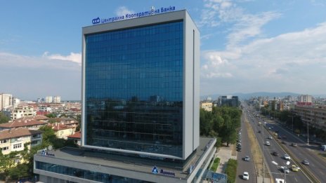 ЦКБ и ЗАД "Армеец" в топ 30 на най-големите застрахователи и банки в ЮИЕ