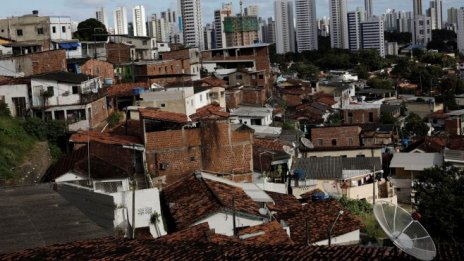 СБ: Половината от населението в света живее с по-малко от 5,5 долара на ден