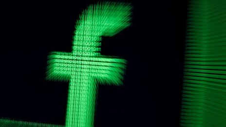 Facebook е събирала години наред телефонни номера, контакти и други данни 
