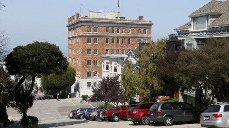 Руските дипломати започнаха да напускат представителствата си в САЩ