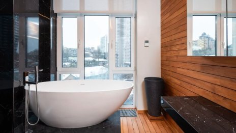 Плоскости за баня вместо плочки - как да спестите време и пари?