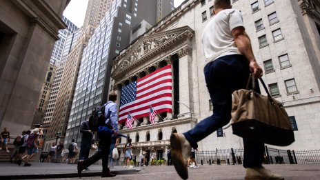 S&P 500 приключи първомайската сесия с нов рекорден връх