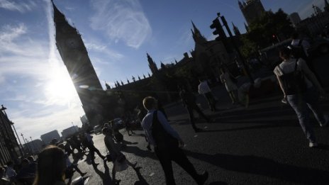 Британският сектор на услугите расте по-бързо от очакваното през септември