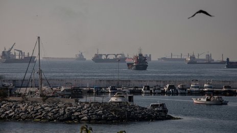 Руските ракети застрашават украинските търговски коридори през Черно море