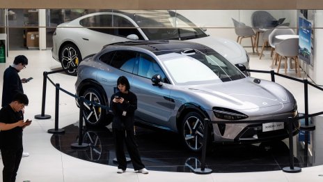 Xiaomi хвърля сянка върху европейските производители на суперавтомобили