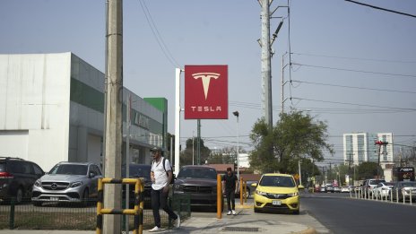 Tesla търси местни доставчици за своя планиран монтажен завод в Мексико