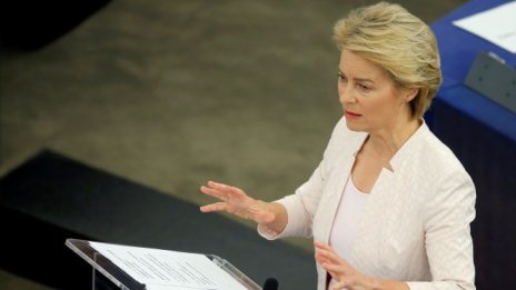 Урсула фон дер Лайен: ЕС е против твърд Brexit