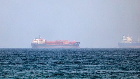 Иран е постигнал споразумение с Оман за корабоплаването през Ормузкия проток