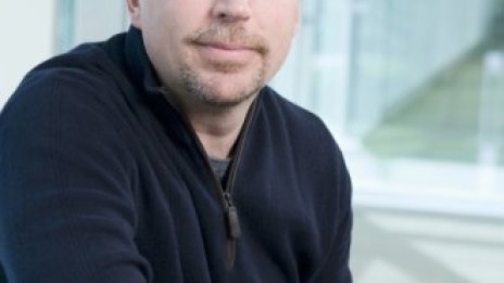 Новият шеф на Yahoo може да получи до 27 млн. долара в първата си година