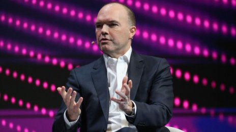 Лидерът на Vodafone: Телекомуникационният сектор се нуждае от сътрудничество