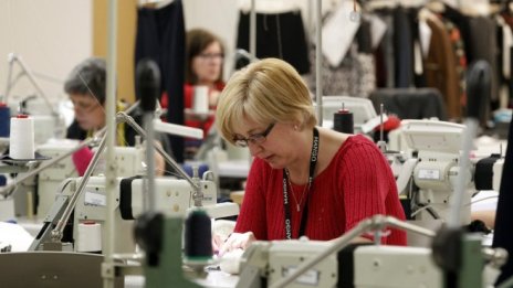 Francetvinfo: България е напът да стане текстилната работилница на Европа