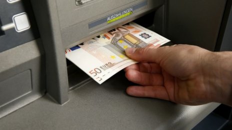 Спад в усвояването на евросредства при служебния кабинет отчете икономист