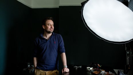 Как да държите инфлуенсърите под контрол?