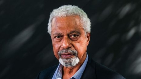 Абдулразак Гурна е носител на Нобеловата награда за литература за 2021 г.