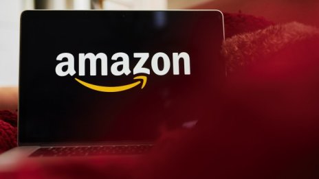 Amazon ще предлага охранителен дрон за дома