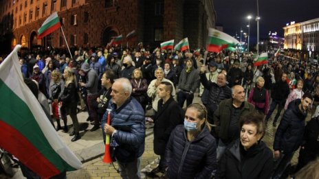 Петото "Велико народно въстание": Студенти, евродепутати, граждани