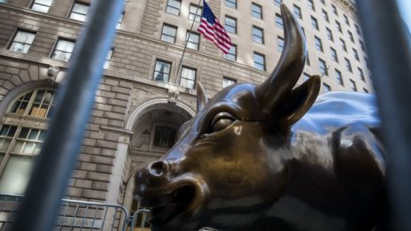 Надеждите за ваксина и икономическите данни подкрепиха Wall Street 