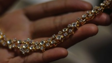 Опасни метали в бижутата откриха тестове