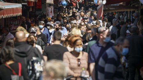 Увеличеният внос на коли стимулира икономиката на Израел до ръст от 15,4%