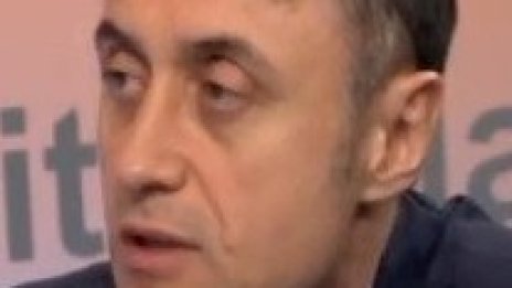 "София Комерс – ЗК" освободи Владимир Владимиров 