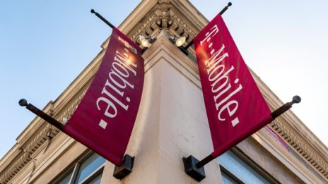 T-Mobile US разследва твърдения за огромна кражба на лични данни